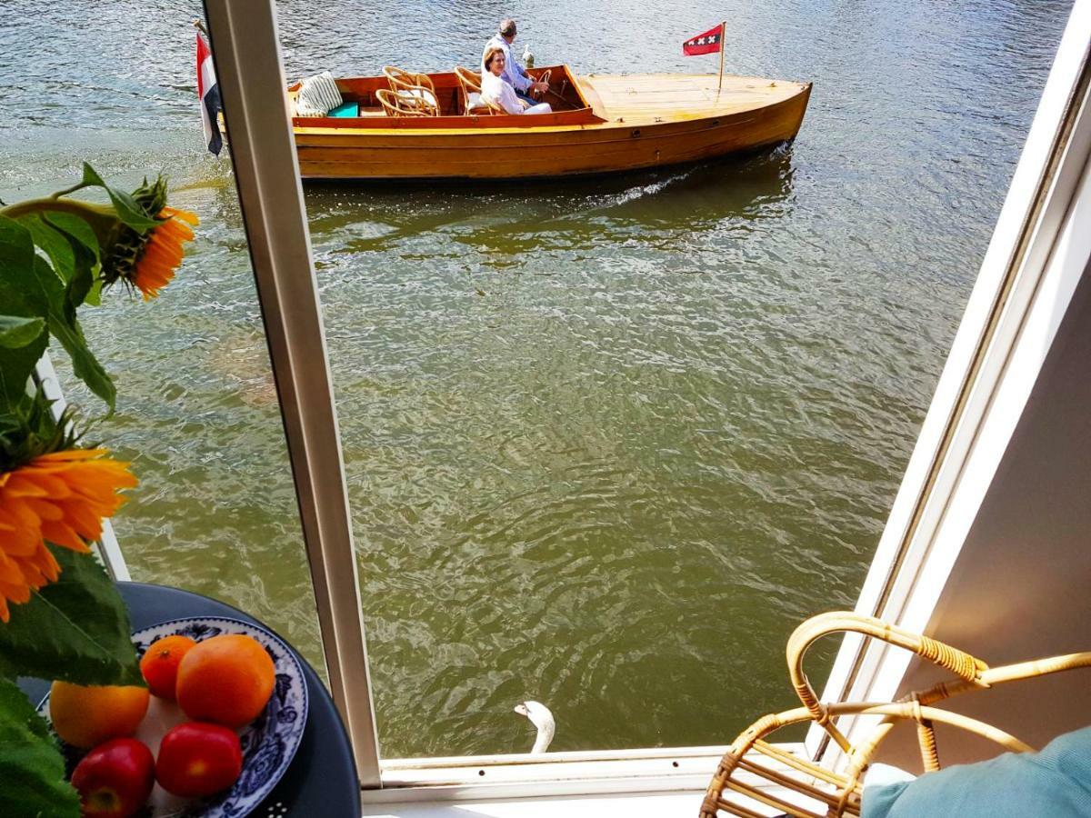 Houseboat Concordia B&B Ámsterdam Exterior foto
